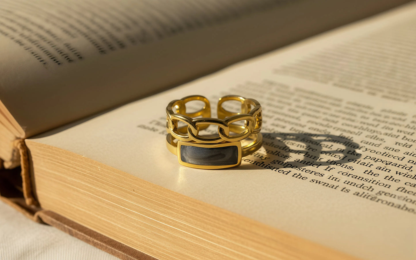 Twilight Link Ring