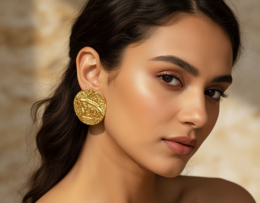 Gold branch earring