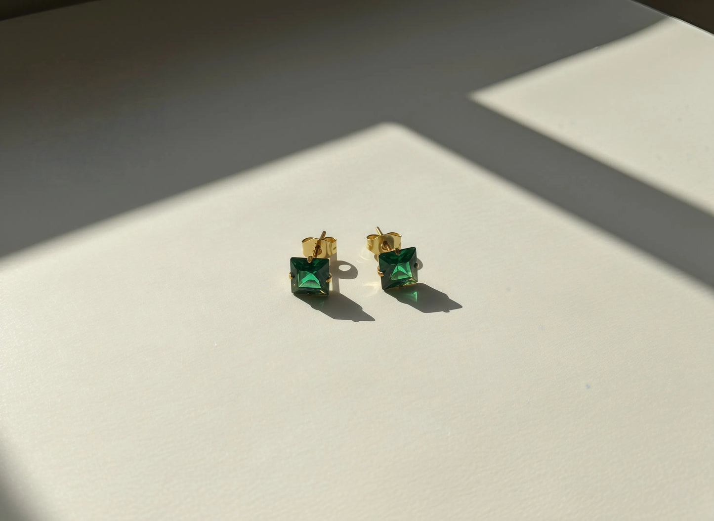 Green Emerald Earring