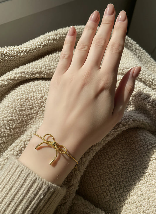 The Bow Bracelet