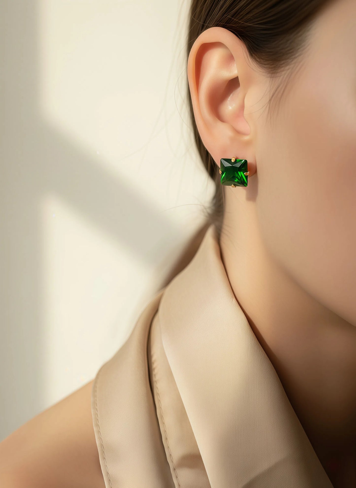 Green Emerald Earring