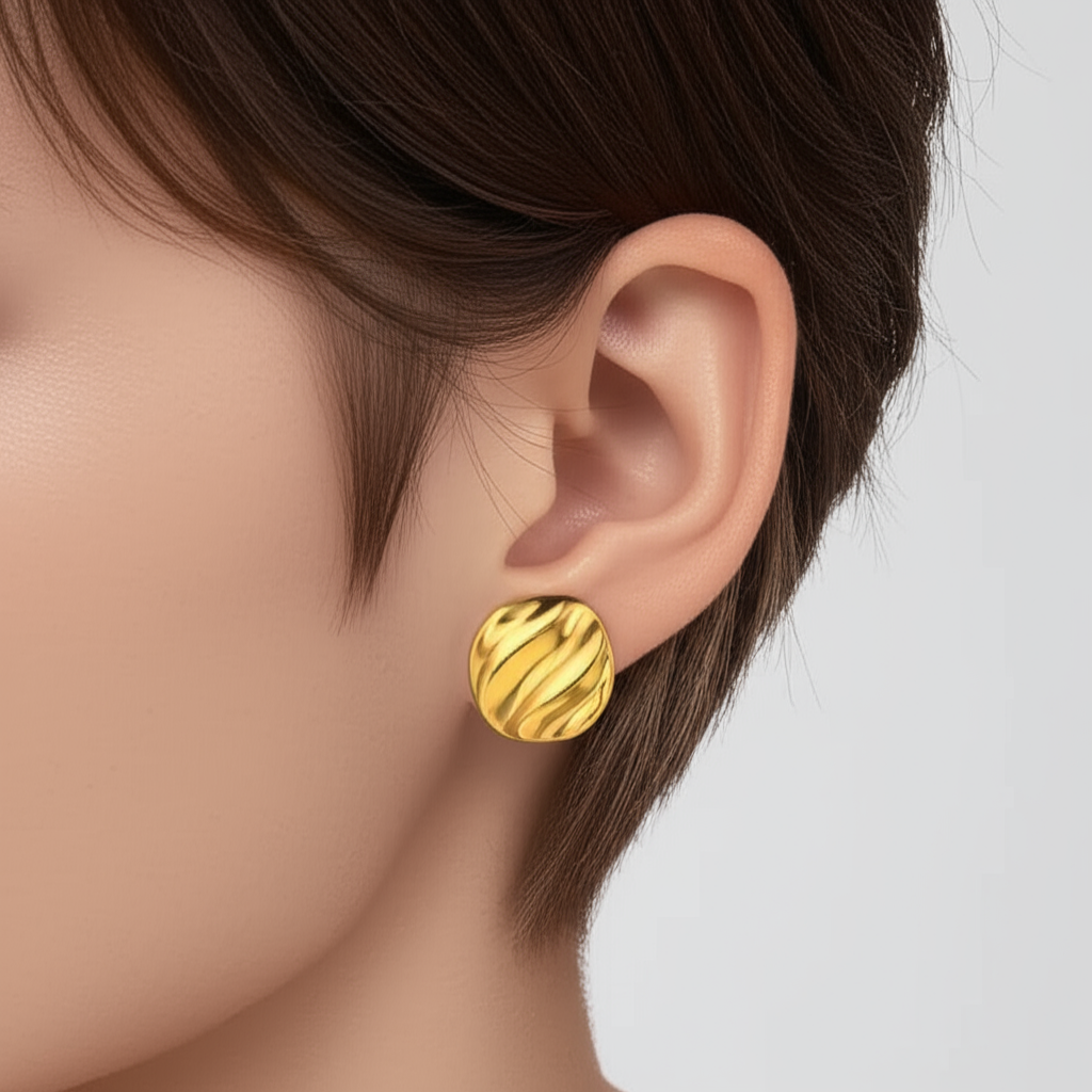 Gold flow earring